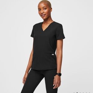 Catarina One-Pocket Scrub Top Medium